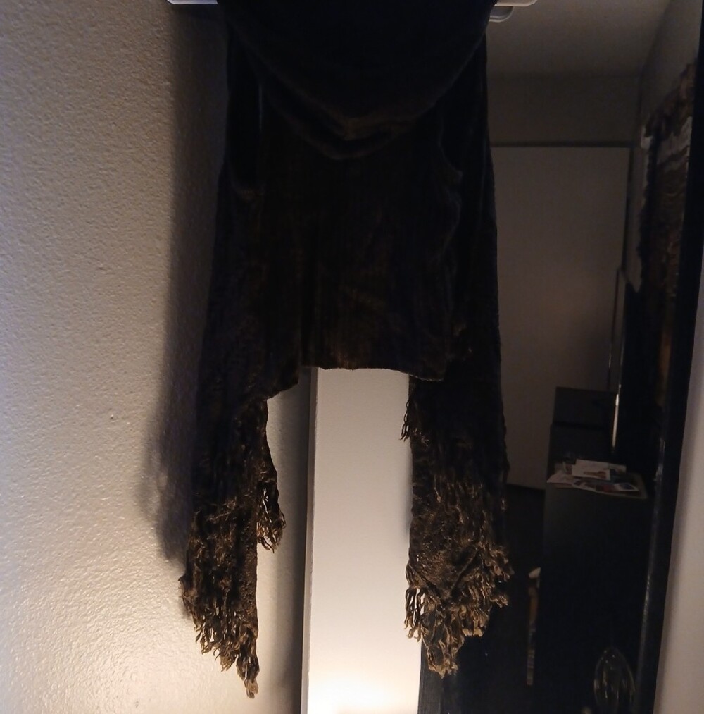 Women’s Fringe Knit Vest- Dark Brown - Picture 3 of 5